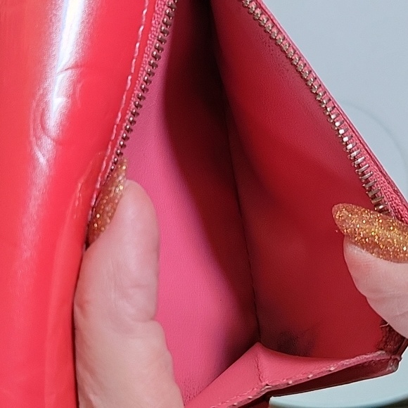 Louis Vuitton Vernis Trifold Short Wallet - Picture 9 of 13